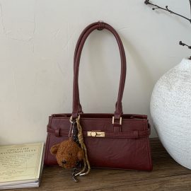 Korean niche women’s underarm bag with pendant