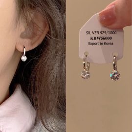 Silver Needle Short Earrings