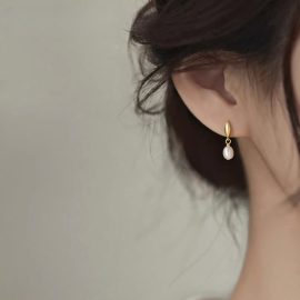 Faux pearl stud earrings