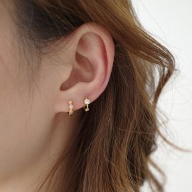 Exquisite and elegant Japanese retro style earrings