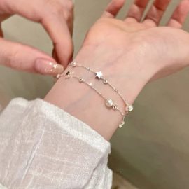 Double-layered frosted star bracelet