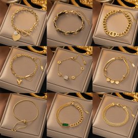 New colorfast titanium steel bracelet