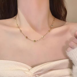 Square colorful necklace