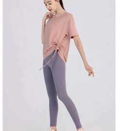 Loose-fitting sports T-shirt for women, breathable and quick-drying