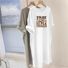Plus-size women's casual short-sleeved t-shirt dress