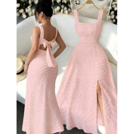 Square neck sleeveless dress