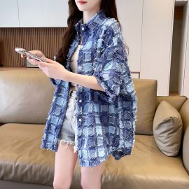 Plus-size short-sleeved shirt